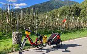 Leihrad mit Anhänger